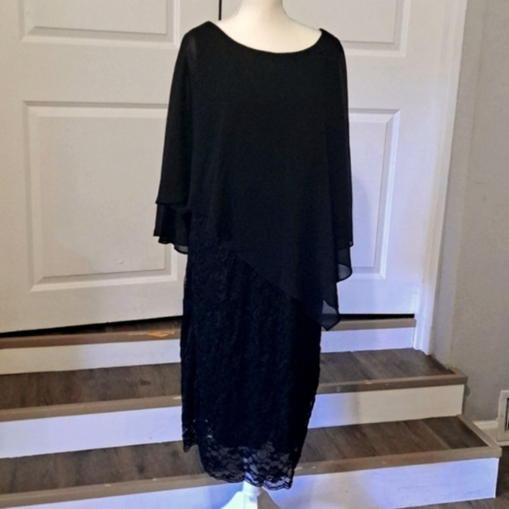 Pinup Fashion Cape Dress with Chiffon Overlay Black Bodycon Lace Dress Sz 22 NWT
